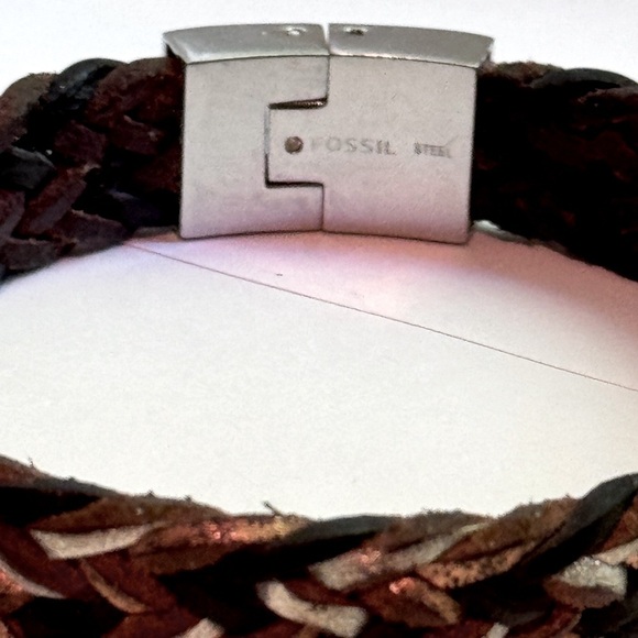 🧩 Fossil Tri-Colour Braided Leather Bracelet – Edgy & Effortlessly Cool 🖤✨ - Picture 11 of 16